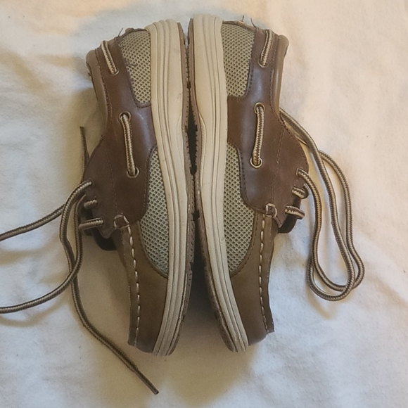 American Eagle Boys Brown Shoes - Picture 4 of 7